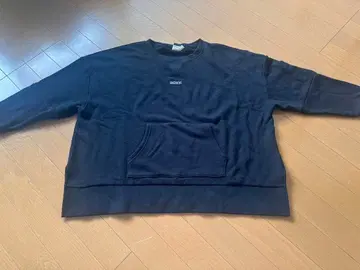 ROXY 네이비 포켓 부착 맨투맨 M