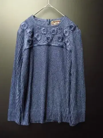 Toyoko Saito 사이토 토요코 / 니트 스웨터 / 꽃 디자인