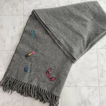 츠모리치사토 x GIBIWEAR 이탈리아제 자수 대형 머플러 스톨