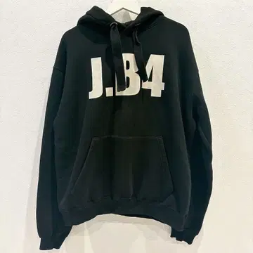 J.B4 블랙 후드티