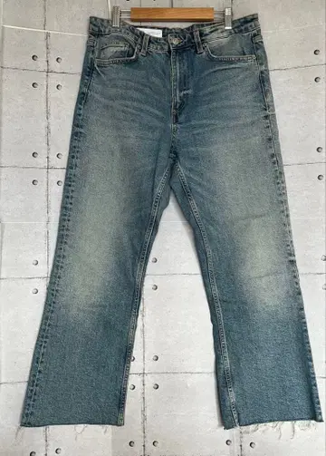 ZARA 스트레이트 데님