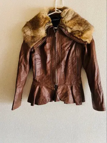 KOR@KOR 브라운 가죽 퍼 포함 자켓