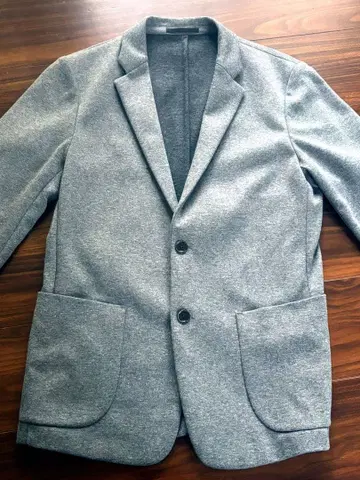 UNIQLO 그레이 테일러드 자켓