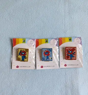 간사이 만박 미야쿠미야쿠 스탠드 포함 핀 배지