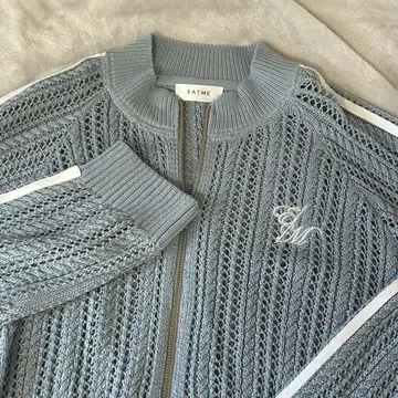 EATME 셋업 그레이 스카이블루 니트