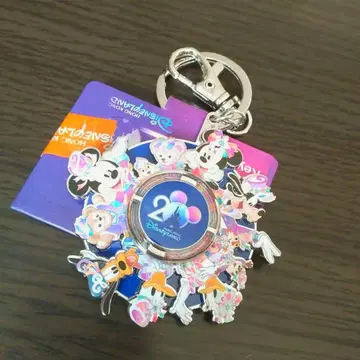 홍콩 디즈니 한정판 20th Anniversary 키링 빙글빙글 돌아가는