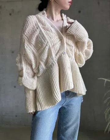 [ eeny ] 패턴 니트 페플럼 가디건