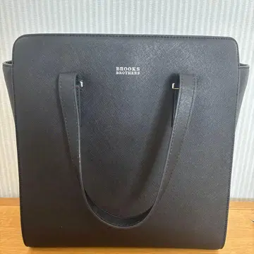 Brooks Brothers 블랙 컬러 백