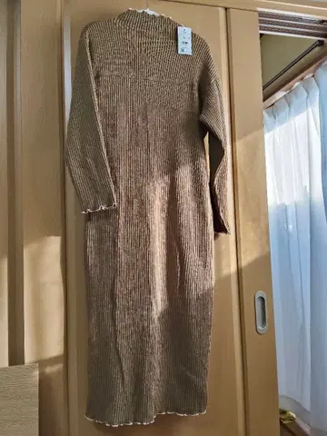 로리즈팜 멜로우컷 원피스 새상품