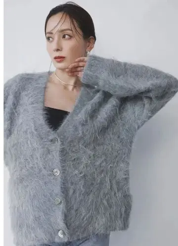 [새상품급] anuans 수리 알파카 니트 가디건 그레이