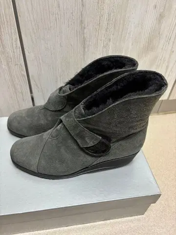 키쿠치 신발 스웨이드 숏부츠 22사이즈