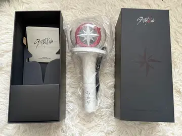 Stray Kids 공식 응원봉 사용 횟수 1회