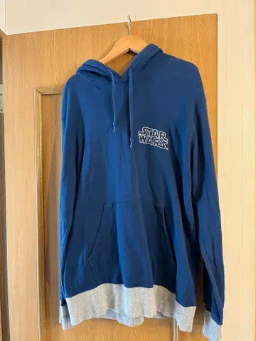 스타 워즈 x 유니클로 후드티