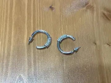 Soierie 귀걸이 양쪽 귀