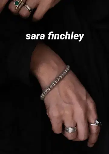 SARA FINCHLEY alley 실버 미상가