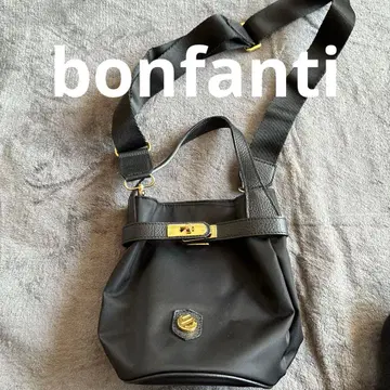 블랙 나일론 숄더백