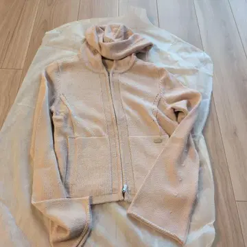 새상품급 폭시 가디건