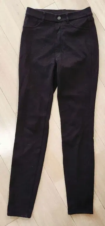 UNIQLO HEATTECH 블랙 스키니 팬츠 S