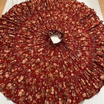 카네코 이사오 원더풀 월드 럭셔리 스모킹 자수 플레어 스커트 장미 패턴