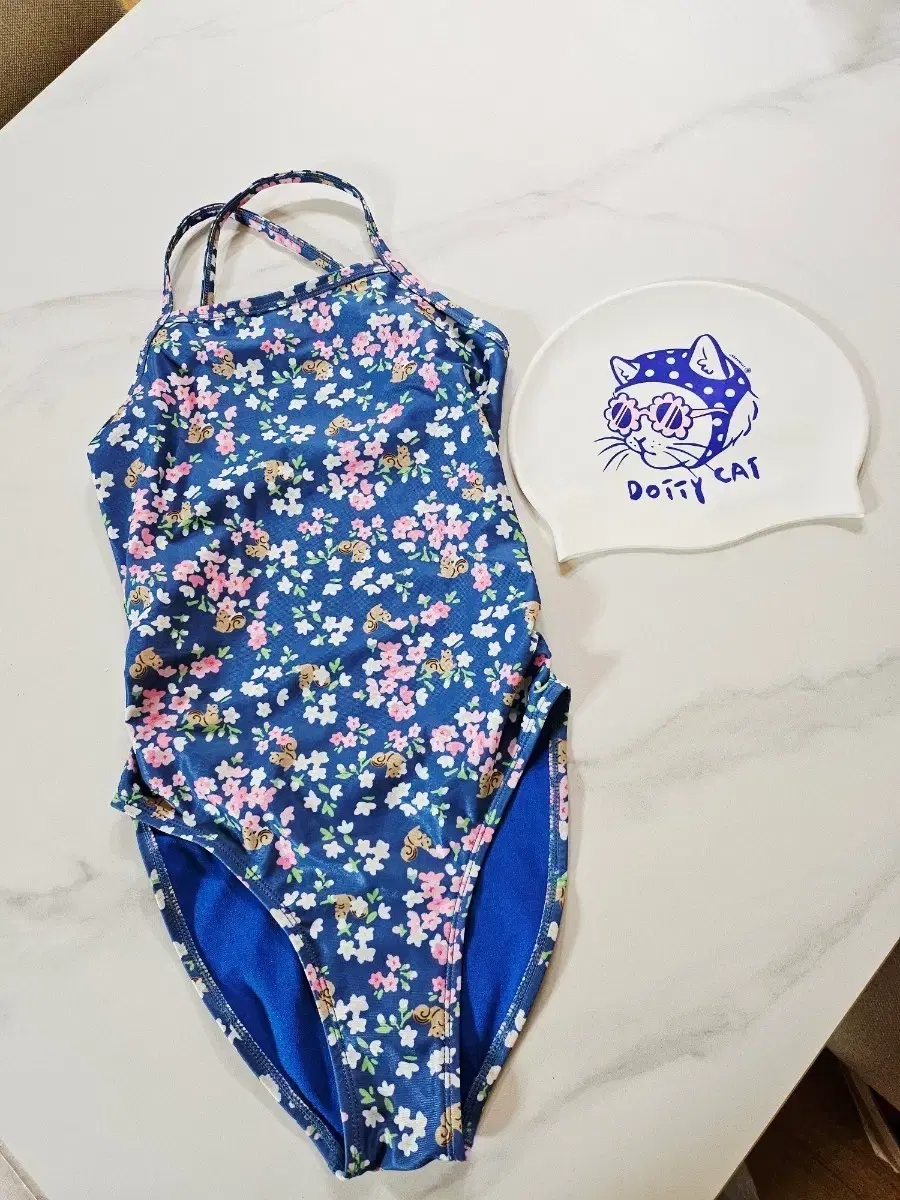 (2nd Dive) Full Time Blossom S + Dotty Cat Swim Cap Bulk Sale