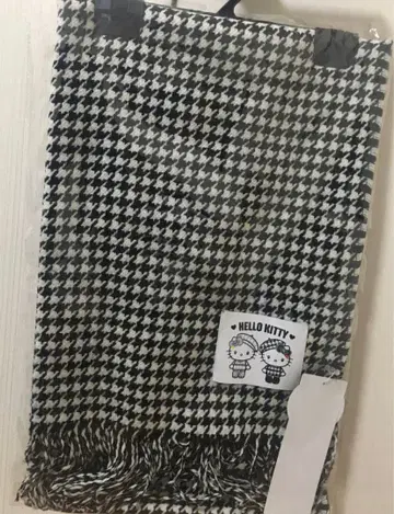 새상품 산리오 헬로 키티 스톨 모노크롬 걸리시 머플러