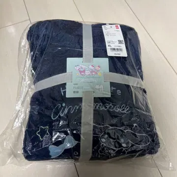 유니클로 치이카와 산리오 콜라보 XL 플리스 세트 네이비 새상품