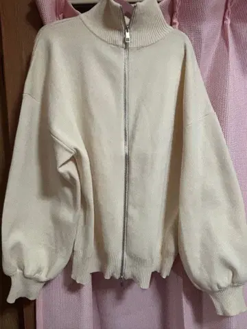 아이보리 하이넥 풀 집업 니트 자켓