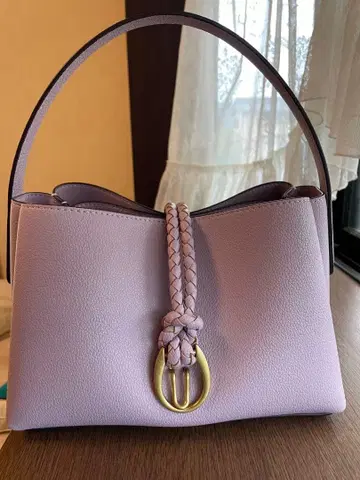 새상품급 [Mila Owen] 연보라색 박스형 핸드백