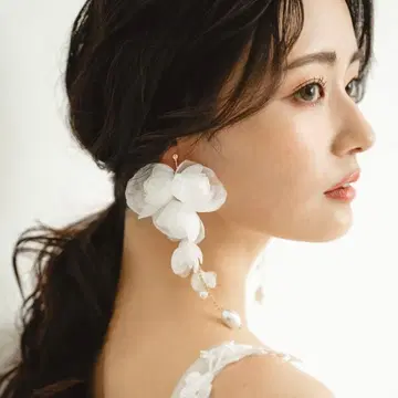 [ 새상품급 ] Bride me / 웨딩 액세서리 화이트 꽃