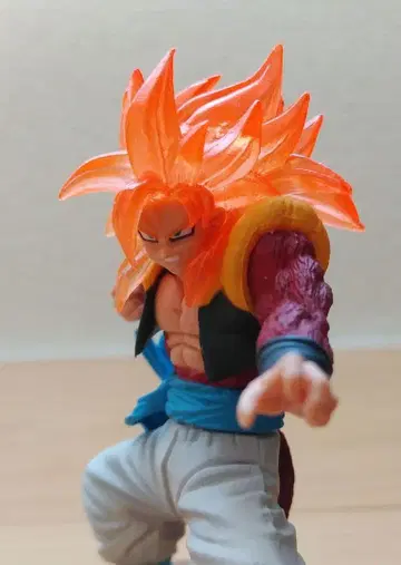 드래곤볼 GT 가챠폰 풀컬러 슈퍼 사이어인 4 오지터