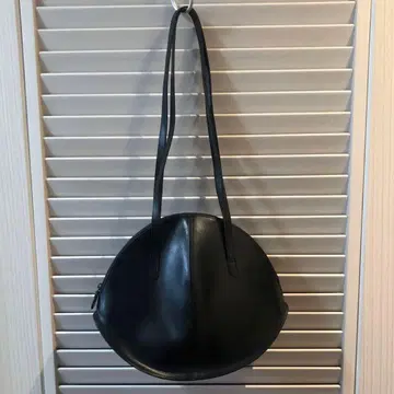 요건 레일 숄더백 JURGEN LEHL 가죽 블랙