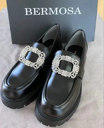 새상품급 BERMOSA 비쥬 통굽 로퍼 즉시 구매 가능