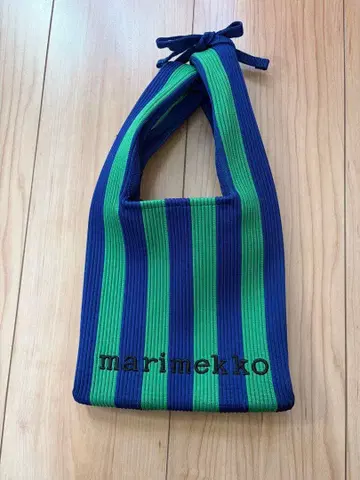 [ 새상품급 ] marimekko 니트 미니 토트