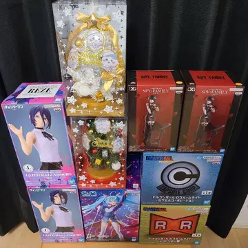 피규어 모음 세트