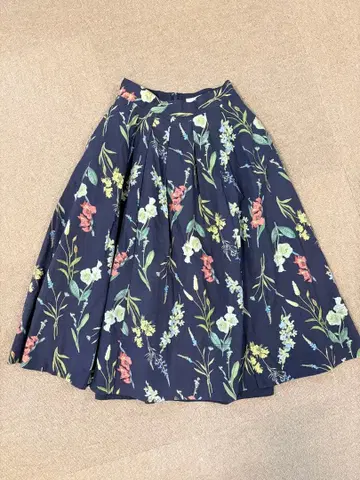 Mystrada 플라워 프린트 플레어 스커트 34