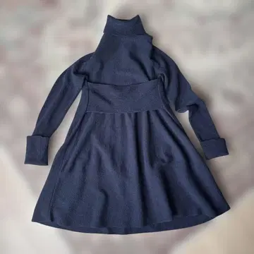 COS 네이비 터틀넥 니트 원피스 XS