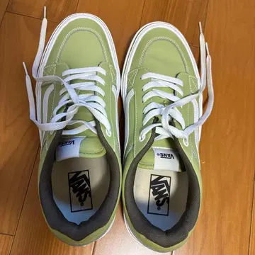 VANS 라이트 그린 스니커즈