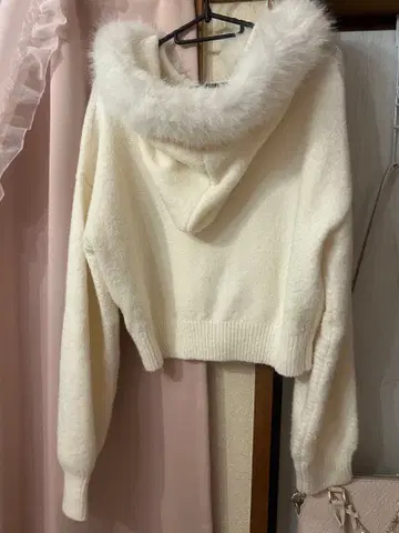 INGNI 후드 부착 니트 후드티 아이보리