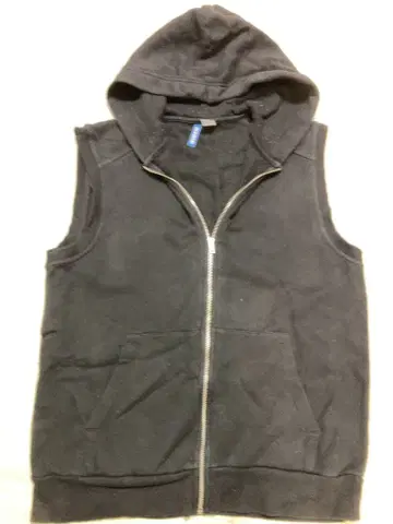 블랙 후드 부착 베스트 프론트 지퍼