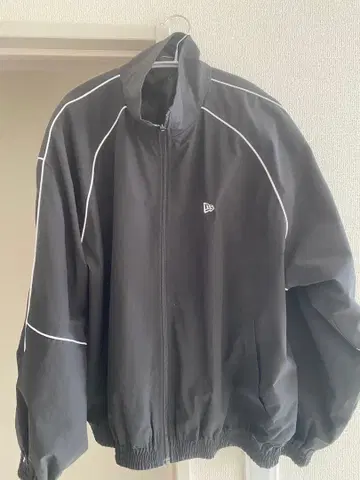 New Era 블랙 저지 M 사이즈