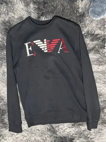 Emporio Armani 블랙 7부 소매 티셔츠 S