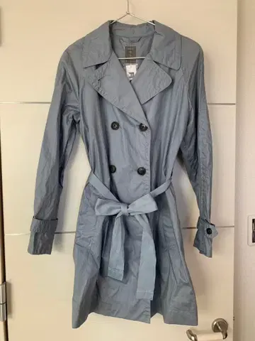 [새상품] [Gap] 라이트 블루 트렌치코트 M