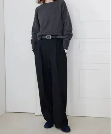 새상품급 SLOBE IENA echecs 크루넥 풀오버 그레이