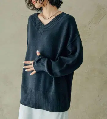 LEPSIM 7게이지 V넥 풀오버 블랙