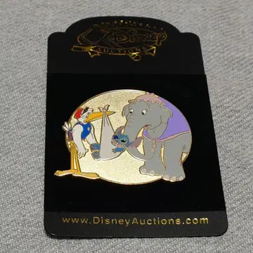 [레어] DisneyAuctions 스티치 황새 작전 패턴 핀 배지