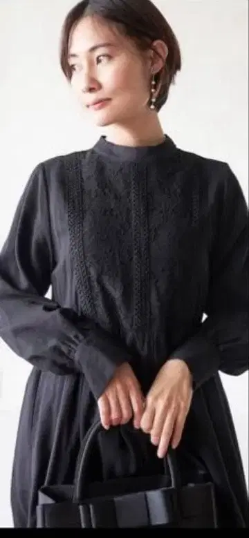 [ 시착만 한 상품 ] 모리노각코 포멀 긴팔 원피스 드레스 ( 블랙 )