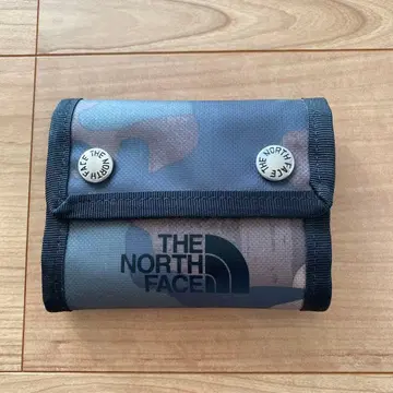 THE NORTH FACE 3단 폴더형 지갑 카모플라쥬