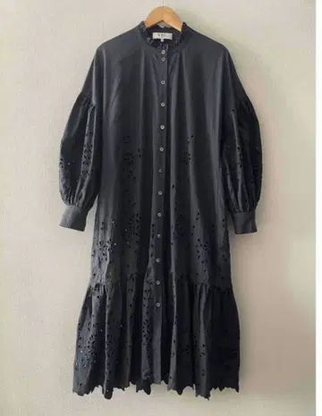 [ 하자 있음 ] 씨 뉴욕 볼륨 슬리브 긴팔 원피스