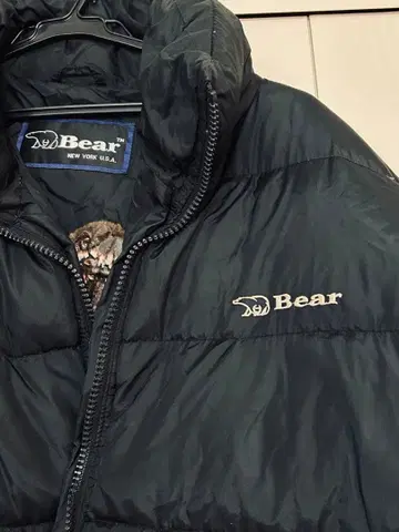 Bear 블랙 다운 자켓 곰 프린트