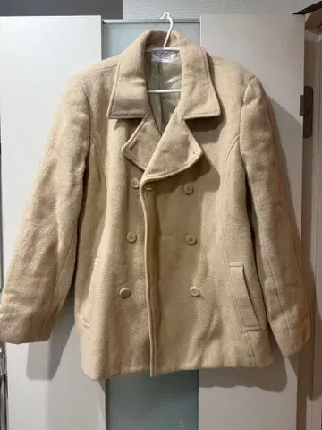 컴포트 타임 베이지 피 코트